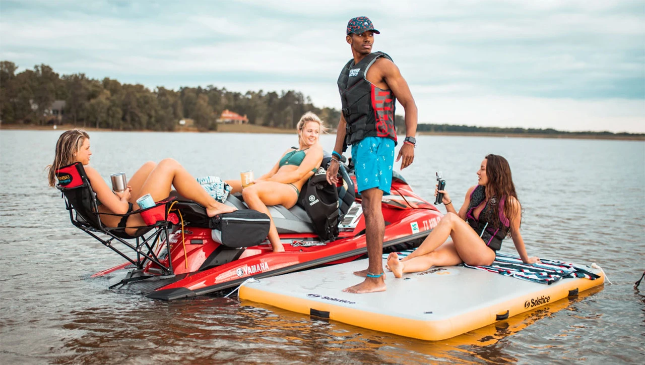 Solstice Watersports Inflatable Dock - 6 Ft. X 5 Ft. - Image 4